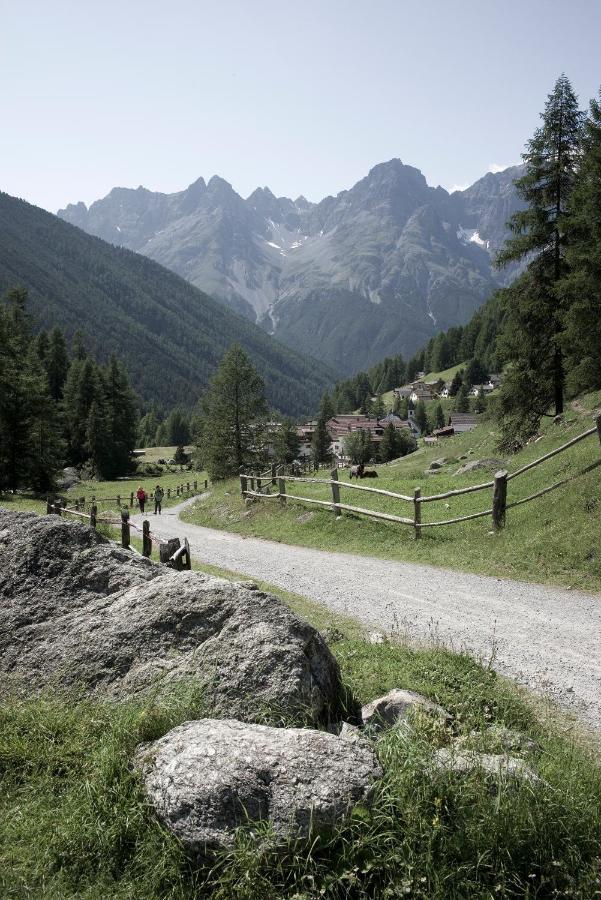 Alpengasthof Crusch Alba Ed Alvetern, S-Charl Scuol Ngoại thất bức ảnh